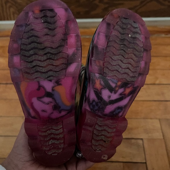 Unicorn 🦄 rain boots - Picture 2 of 4